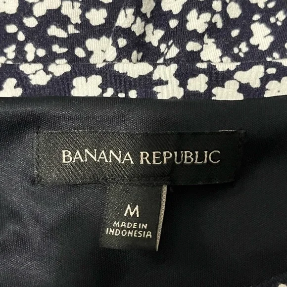 Banana Republic Drop Waist Flounce Hem T Shirt Dress Floral Print - Picture 8 of 9